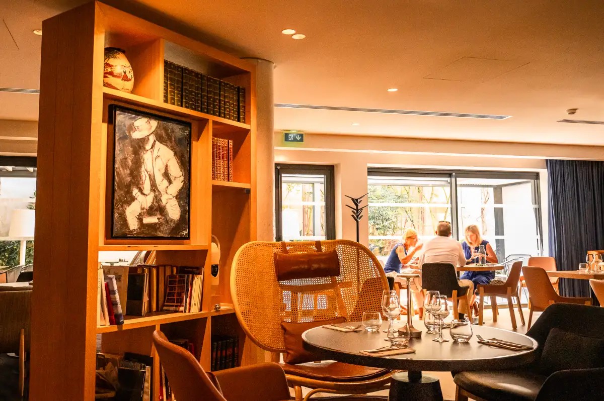 Diner a bayonne dans un patio